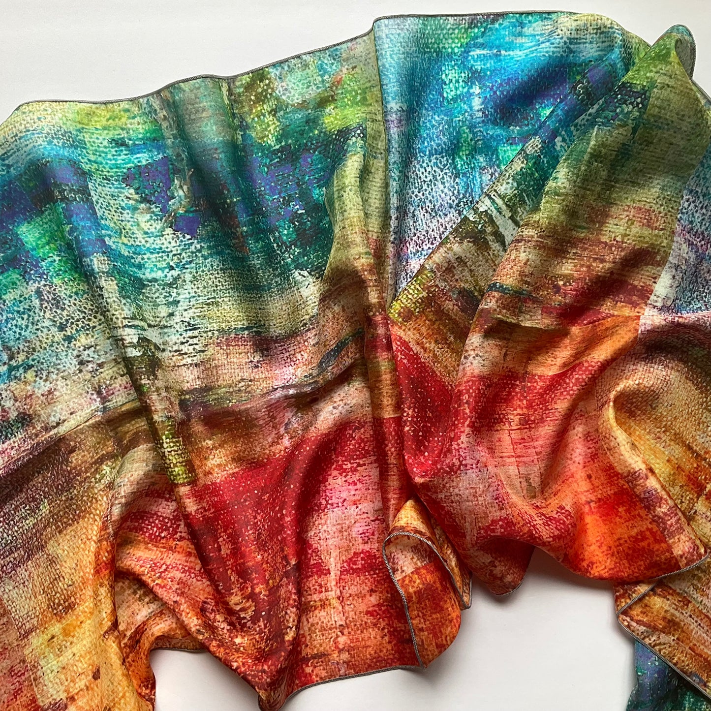 MYRIAD HUE SCARF